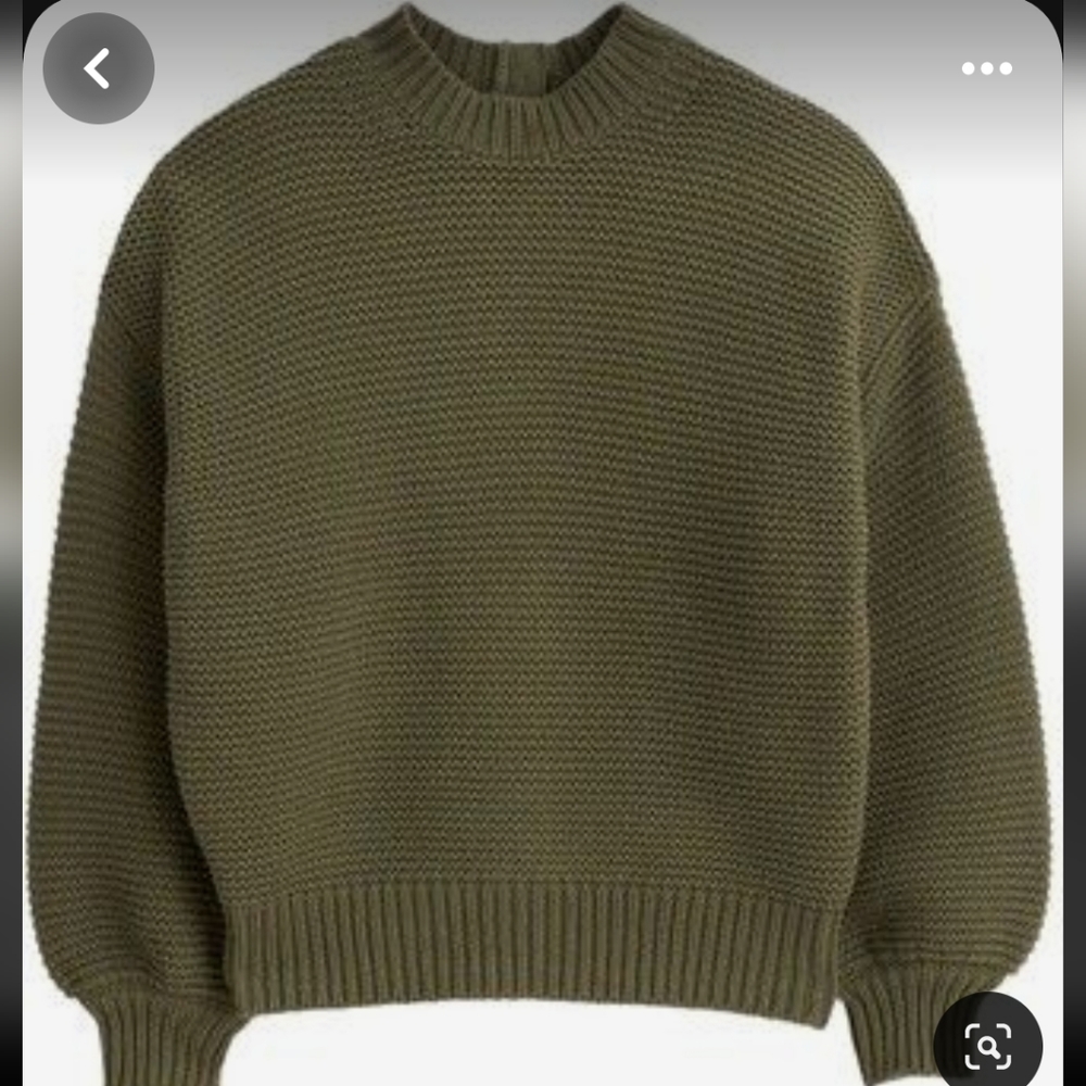 Alex Mill back button crew neck.